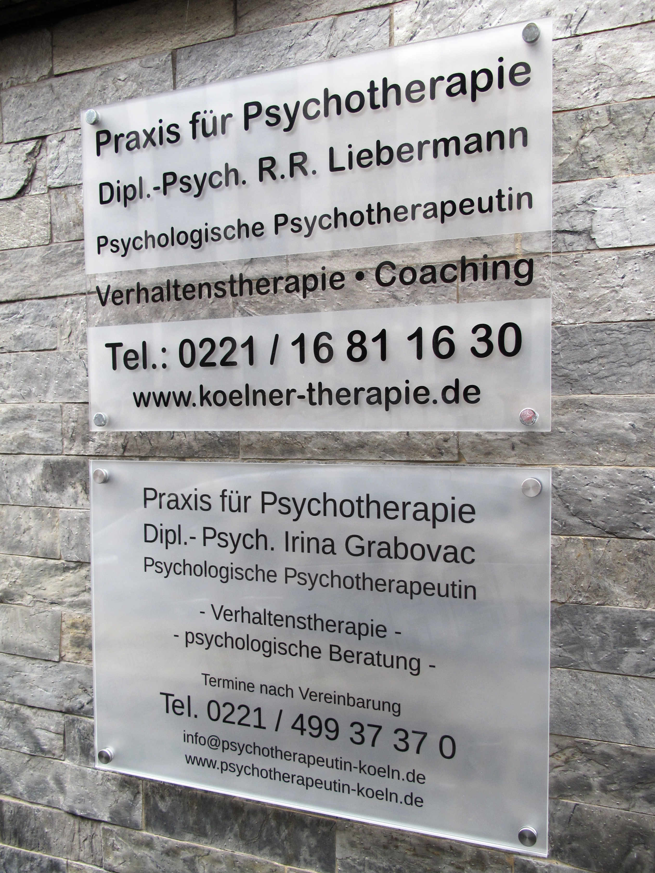 praxisschild-milchglas