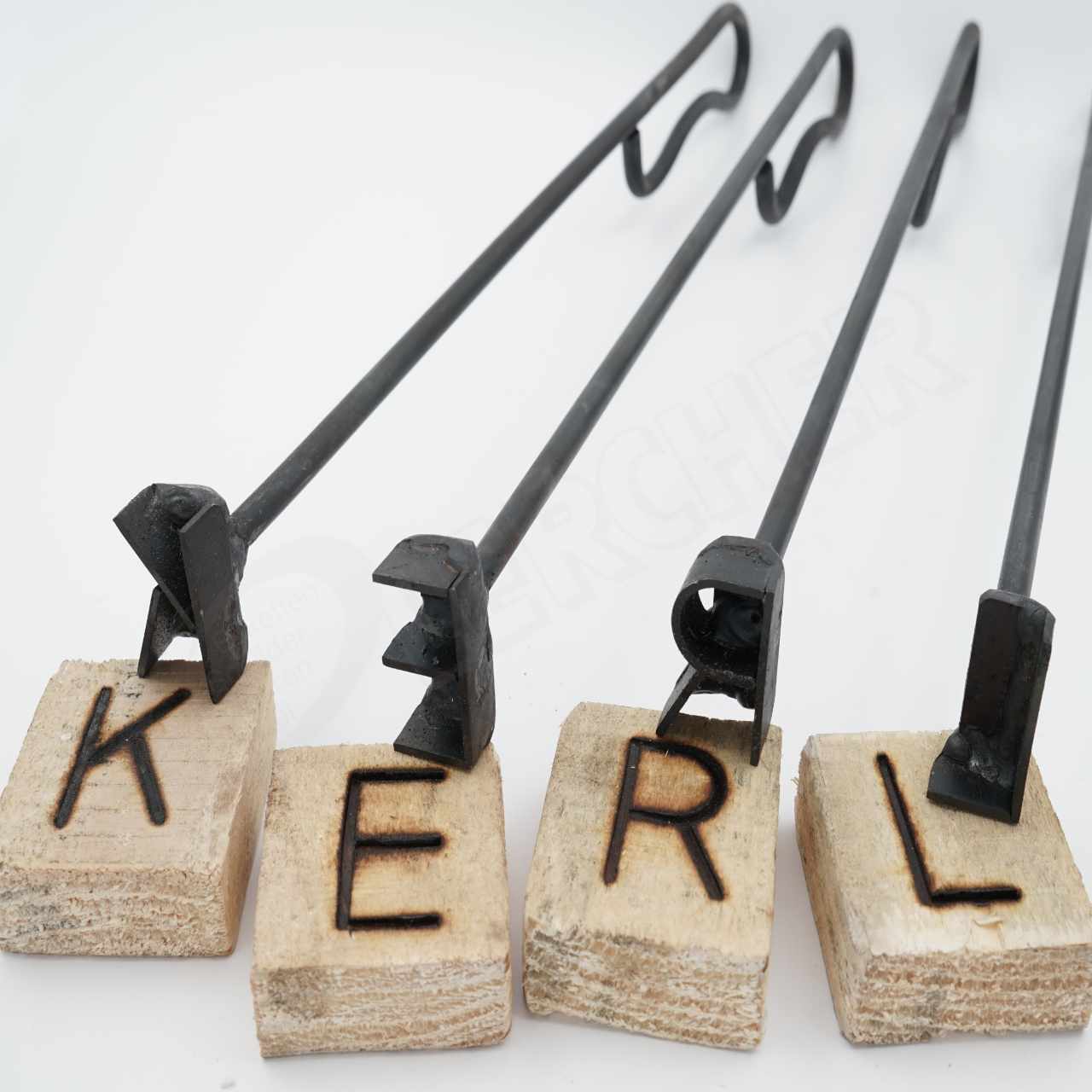 brandeisen-ein-buchstabe-jpg-30-BRF-040-1-00 brandeisen-ein-buchstabe.jpg