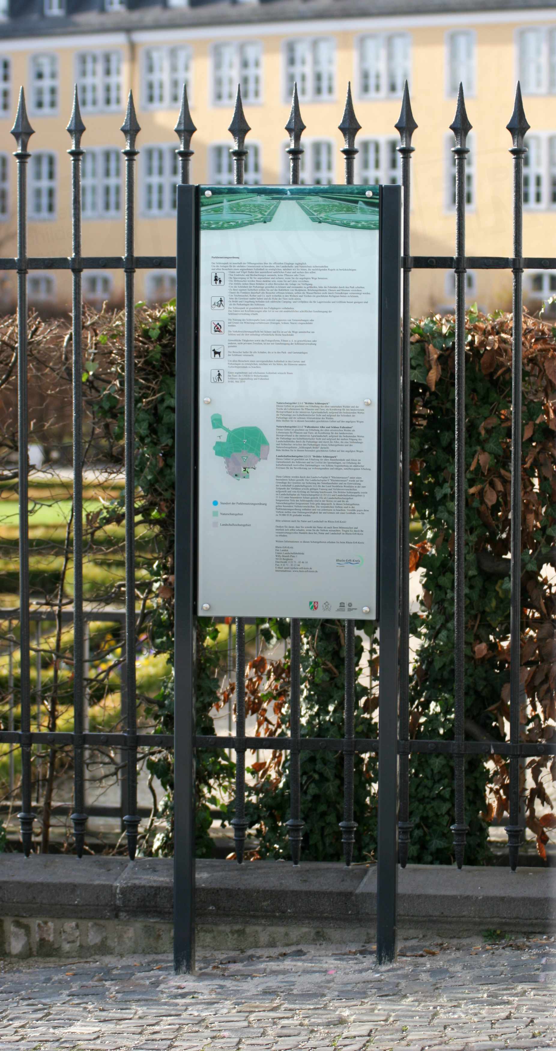 standschild_schloss-falkenlust_a
