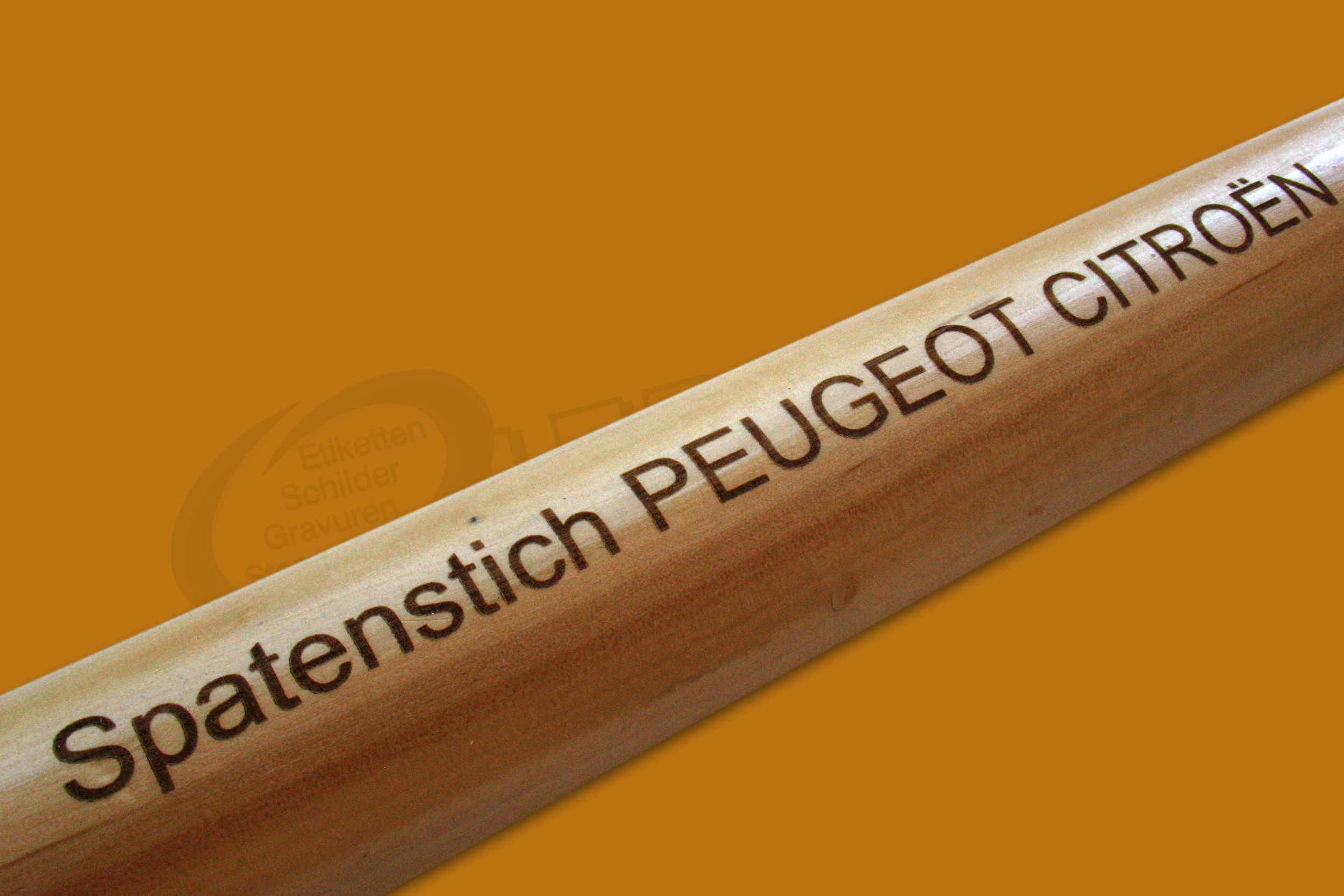 lasergravur-spatenstiel
