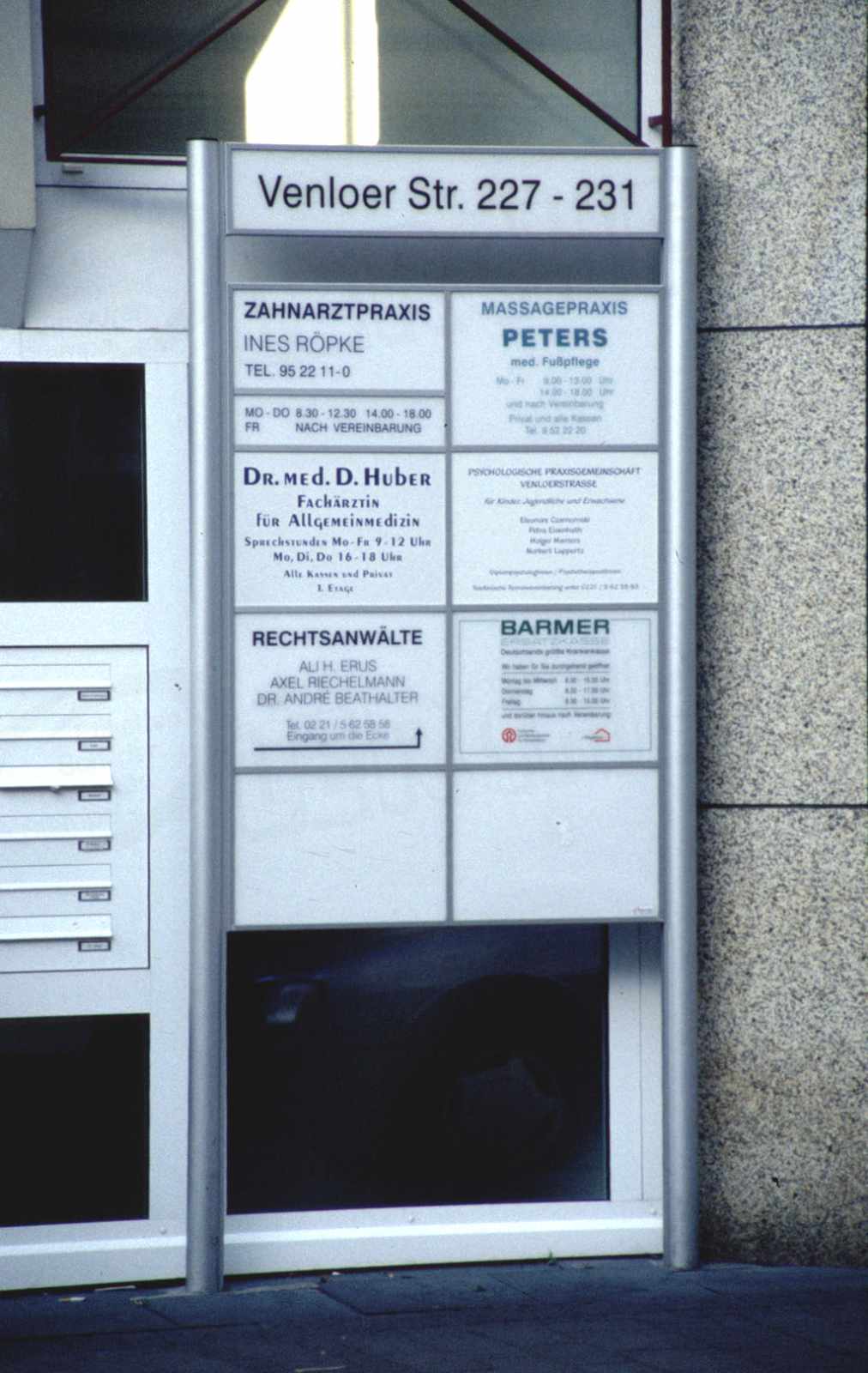 kombi-standschild-venloer-strasse