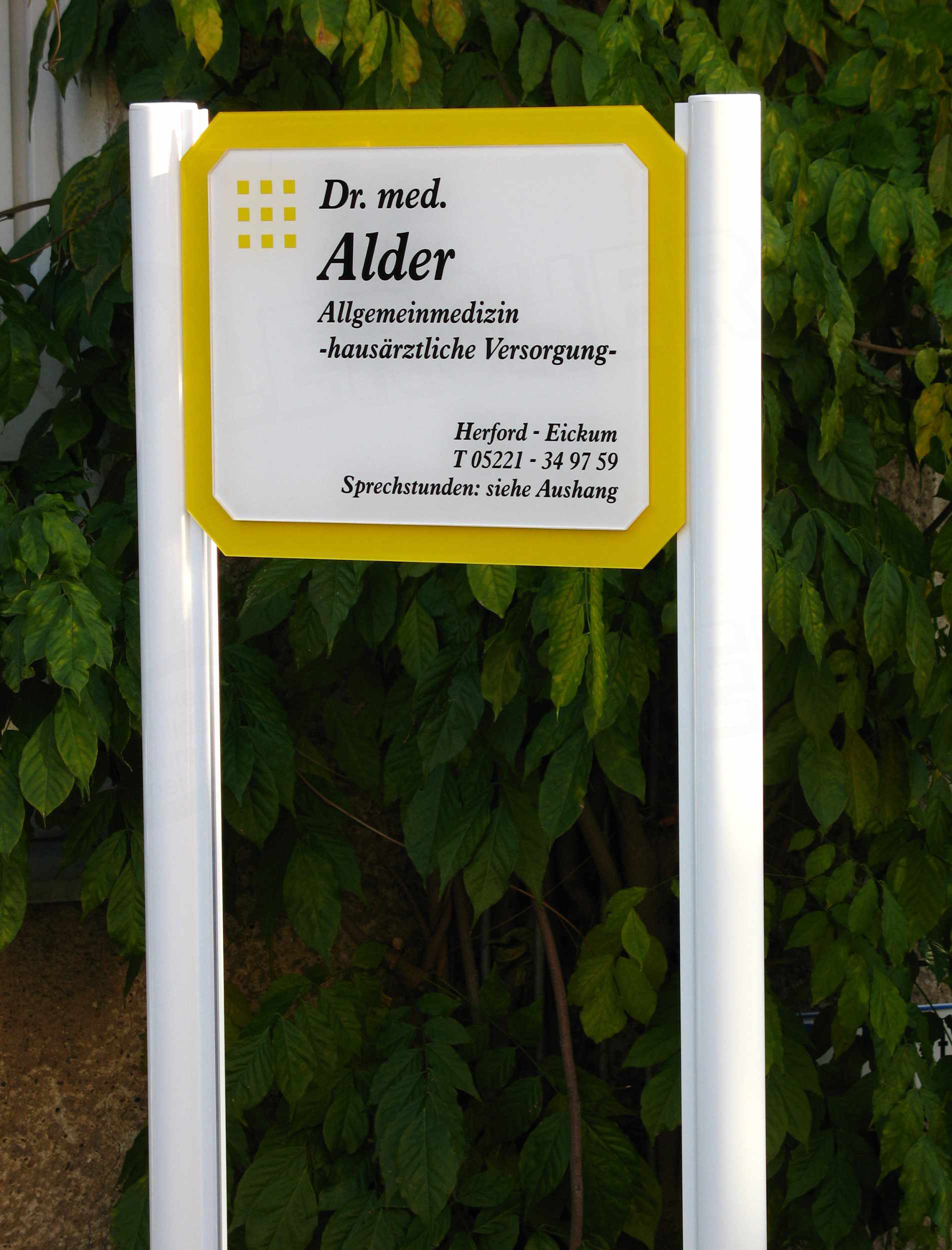 standschild-phoenix_alder