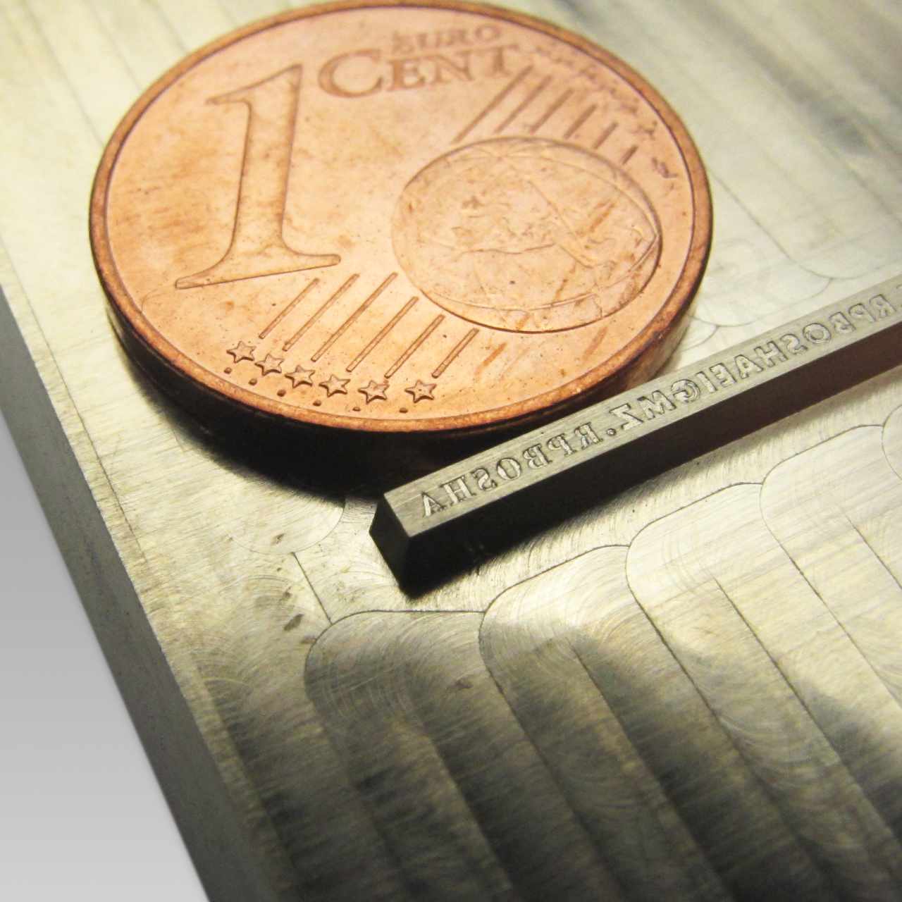 micro-embossing-stempel